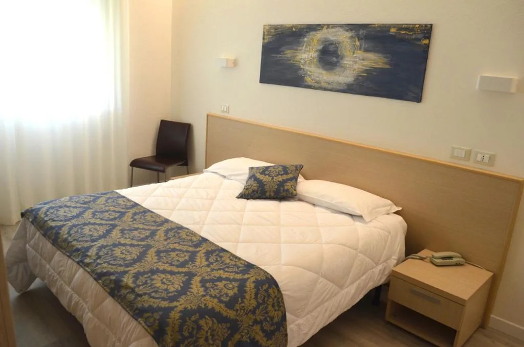 Camera Tripla — Hotel Castiglione