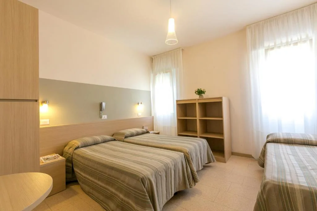 Camera Tripla — Hotel Colonna