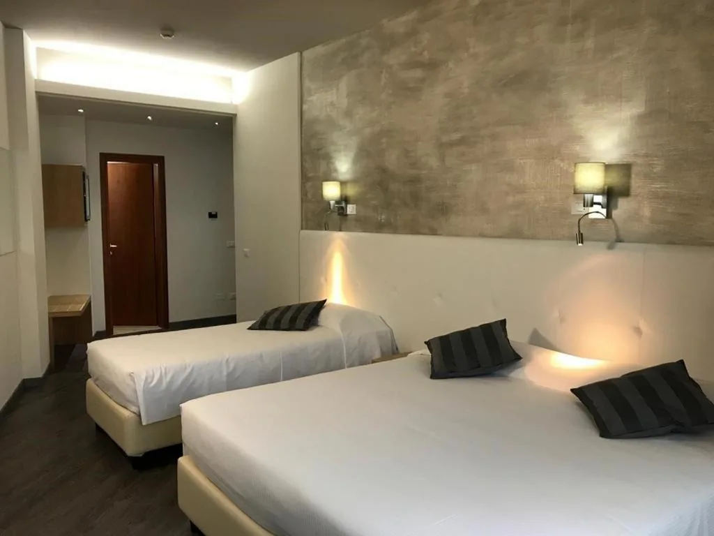 Triple Room — Hotel Europa