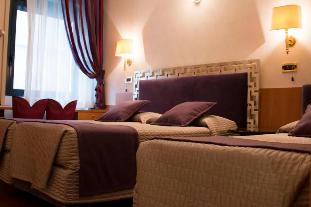 Triple Room — Hotel Europa