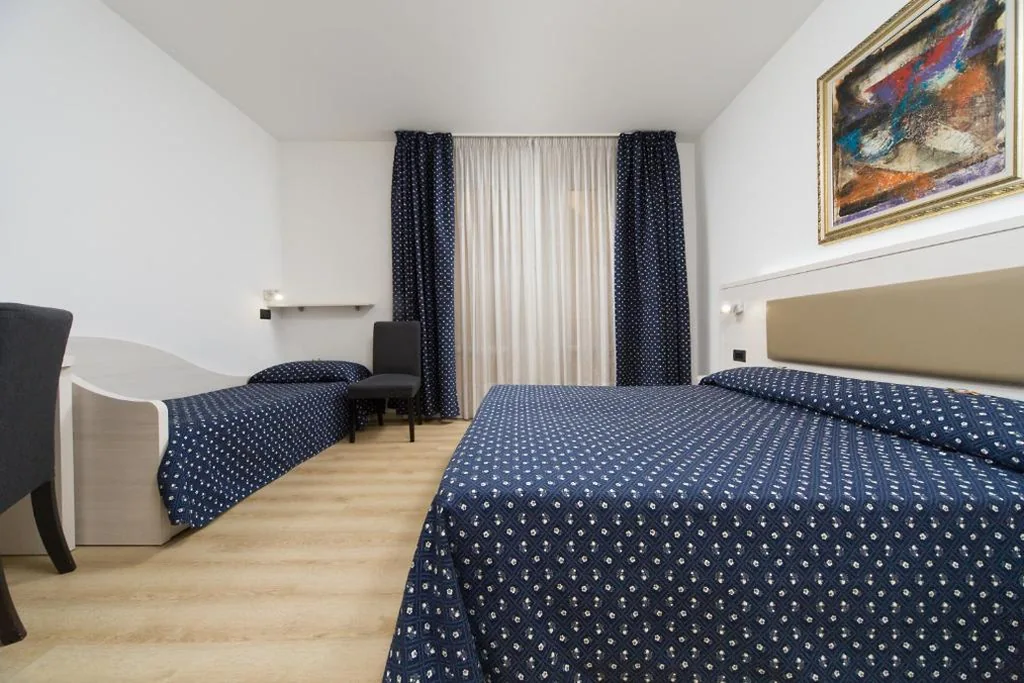 Triple Room — Hotel Giotto