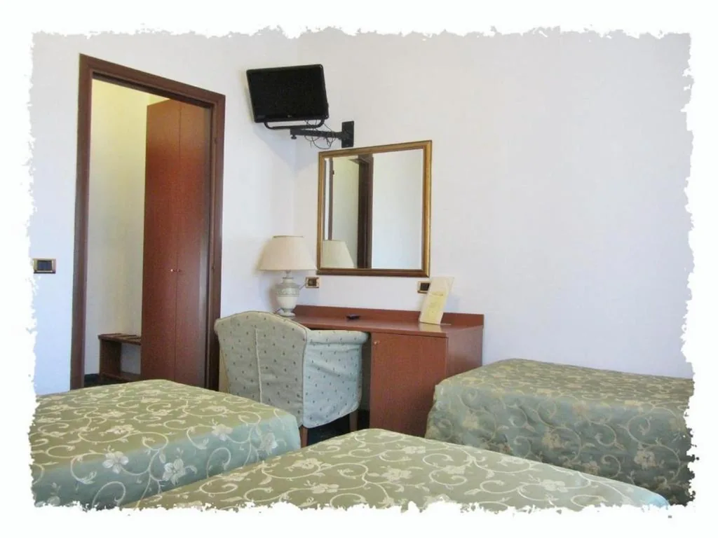 Triple Room — Hotel Green castellani