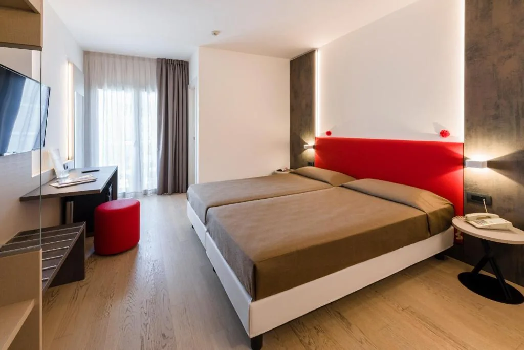Camera Tripla — Hotel Italy