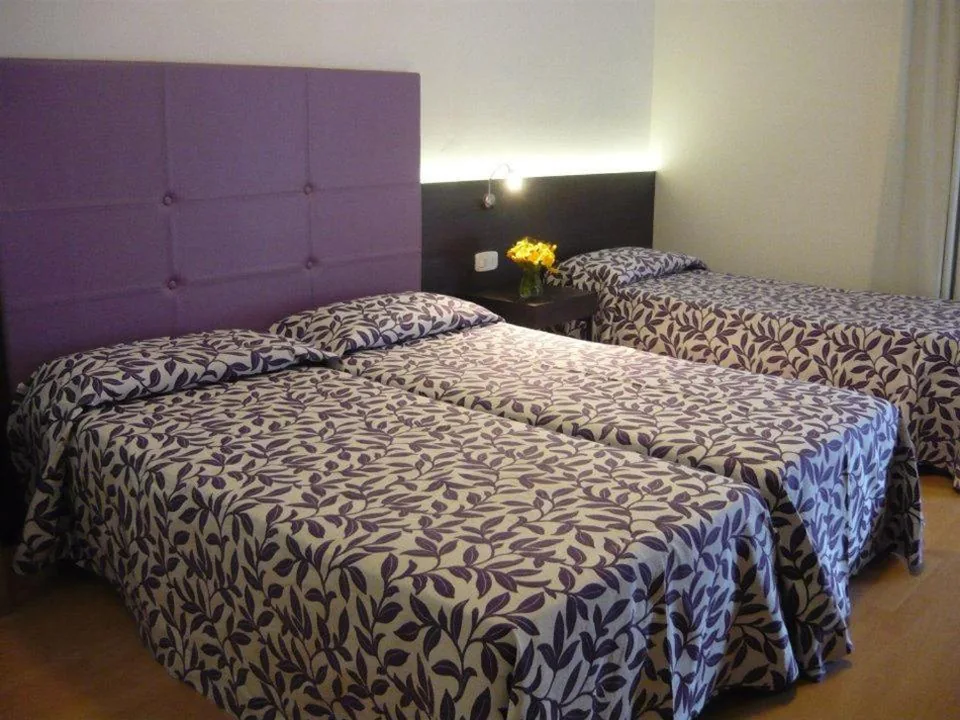 Triple Room — Hotel Lily