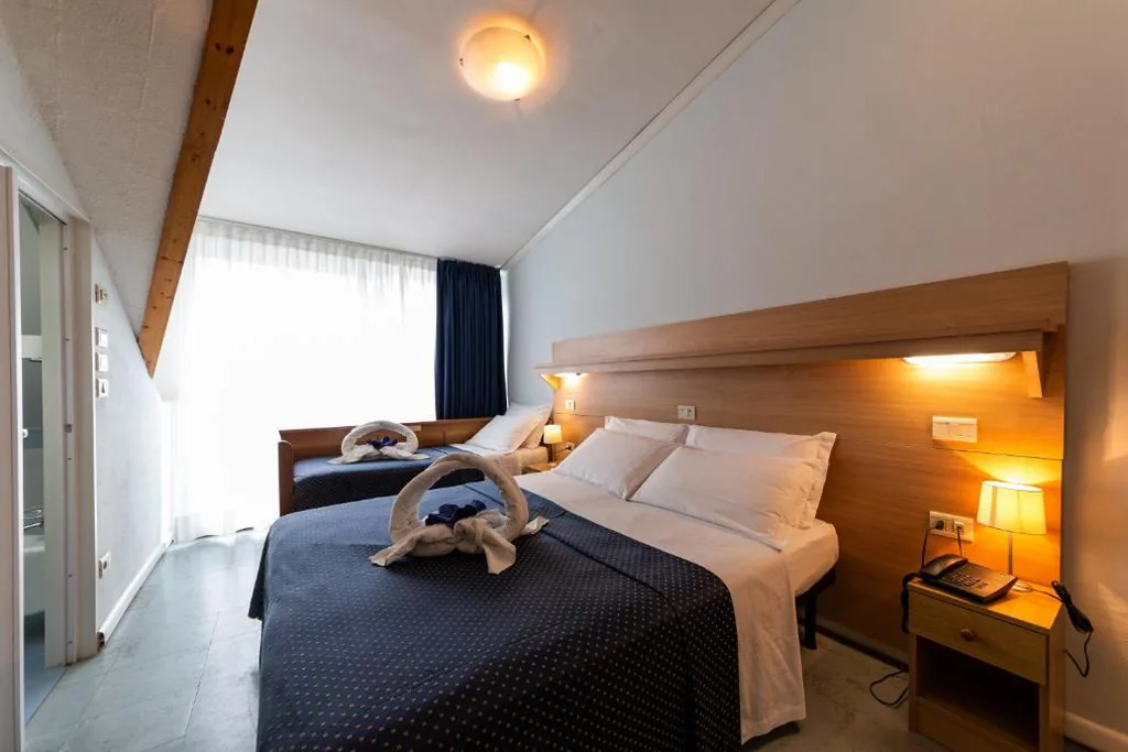 Camera Tripla — Hotel Mimosa