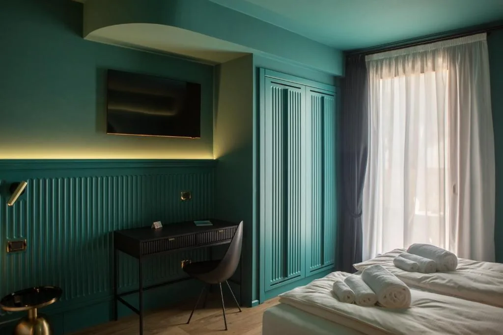 Triple Room — Hotel Miro’
