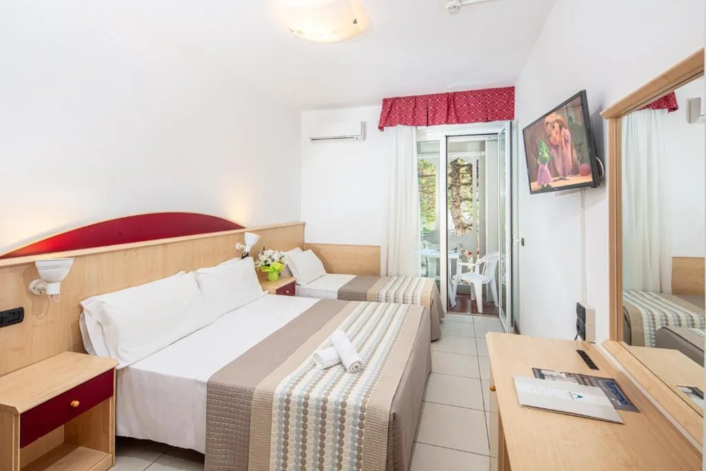 Triple Room — Hotel Regina