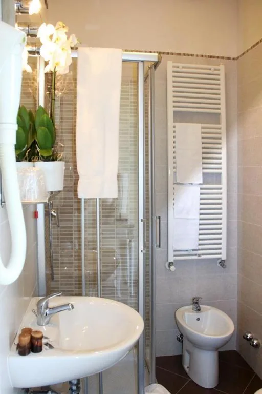 Camera Tripla — Hotel Regit
