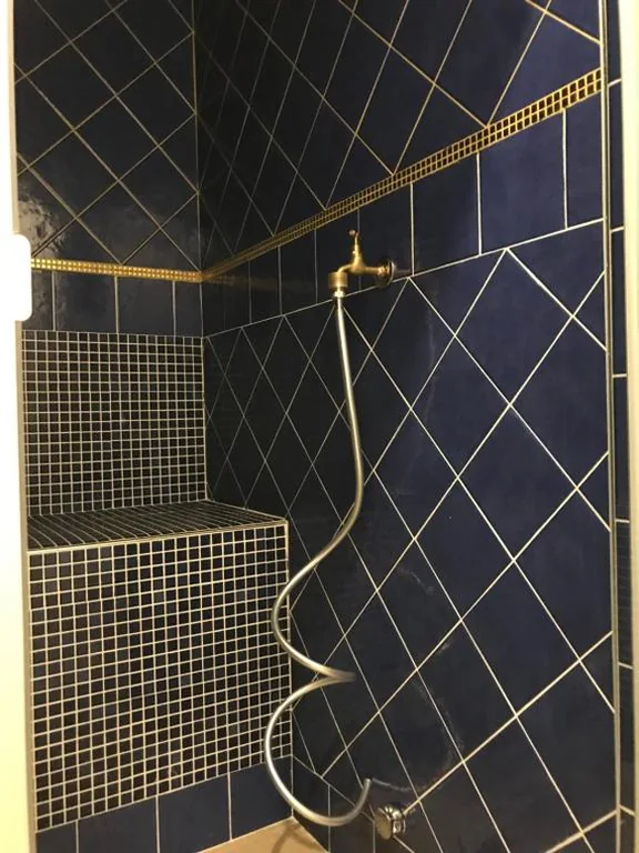 Luxury Triple Room — Bed & Wellness Fisterre