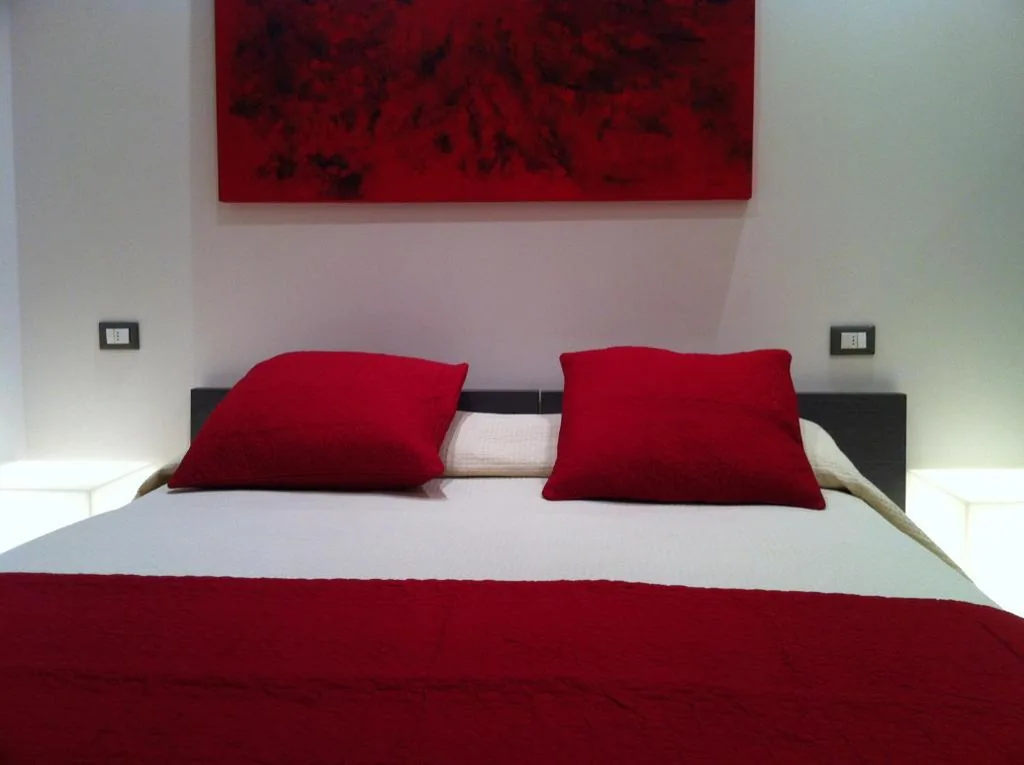 Camera Tripla — Romeo Design Rooms