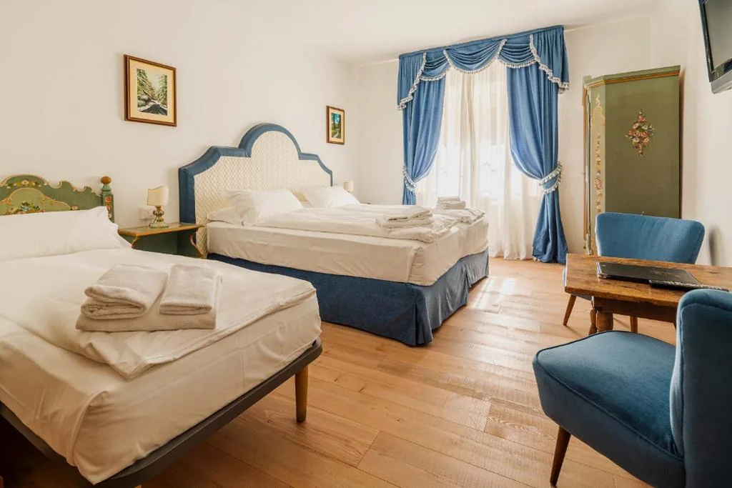 Camera Tripla — Royal Hotel Cortina