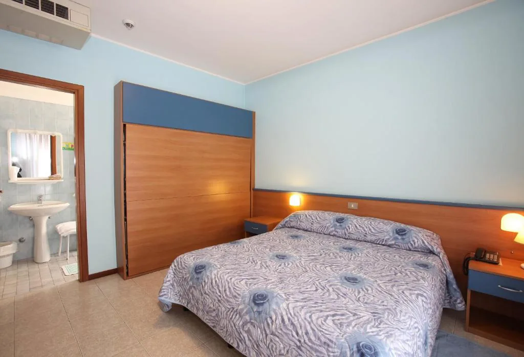 Camera Tripla Standard — Albergo Ridente