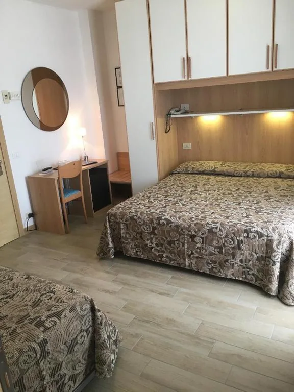 Standard Triple Room — Hotel Bellevue