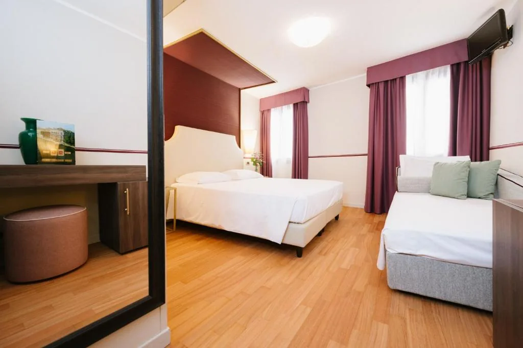 Standard Triple Room — Hotel Do Pozzi