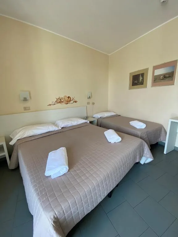 Standard Triple Room — Hotel La Siesta