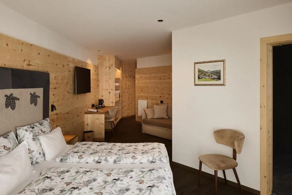 Standard Triple Room — Hotel Mesdi