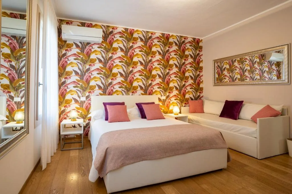 Superior Triple Room — B&B Villa Rosa