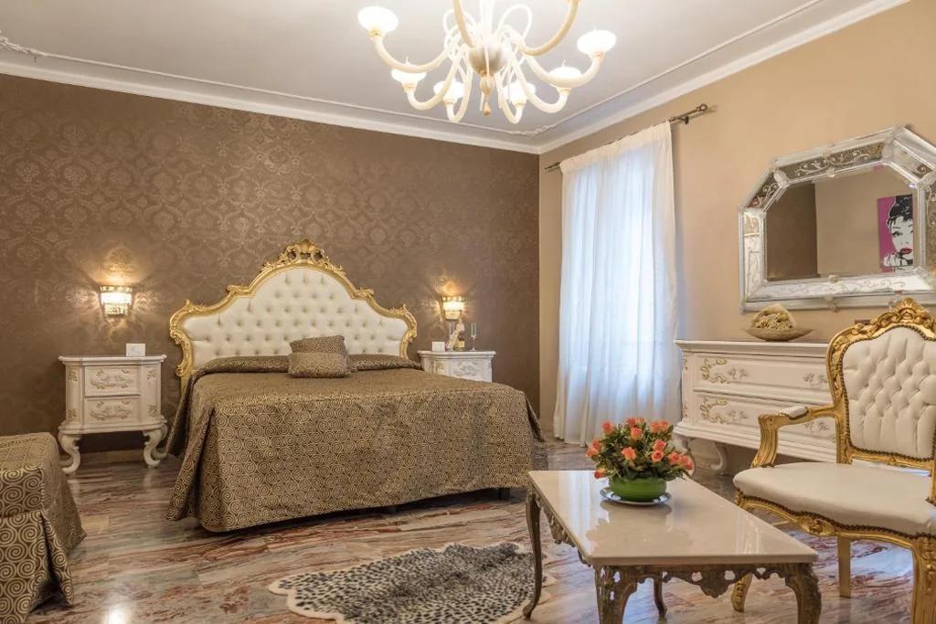 Superior Triple Room — Ca’ del Cinema B&B