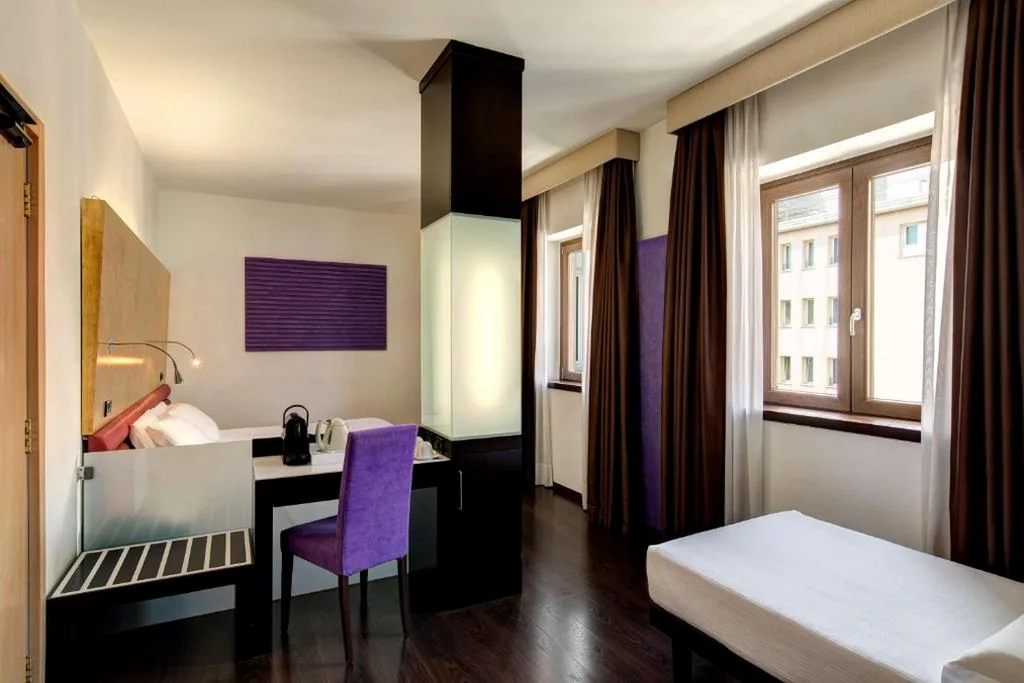 Camera Tripla Superior con 1 Letto Queen-Size e 1 Letto Singolo — Best Western Hotel Tritone