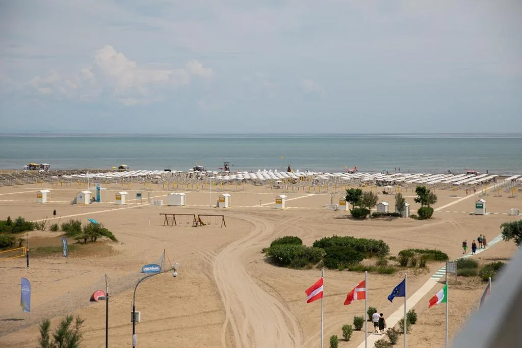 Camera Tripla Superior con Vista Mare — Hotel Benvenuto