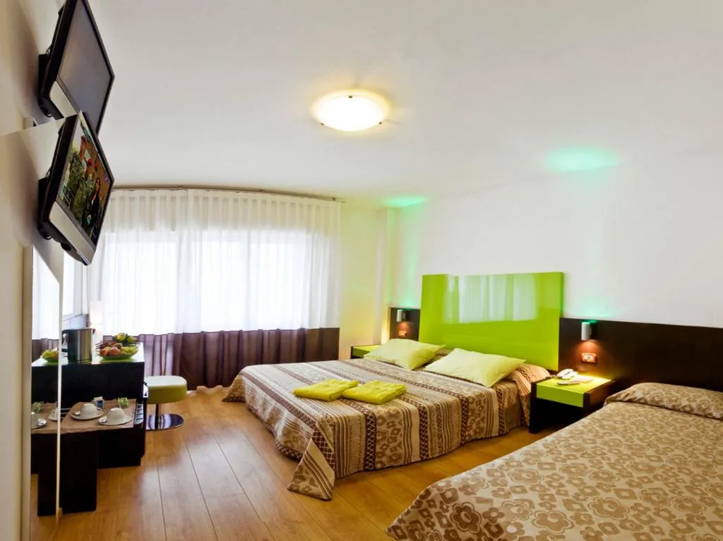 Camera Tripla Superior — Hotel Concordia 3S