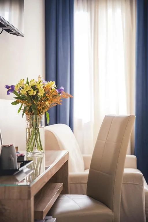 Superior Triple Room — Locanda Ca’ Lucrezia
