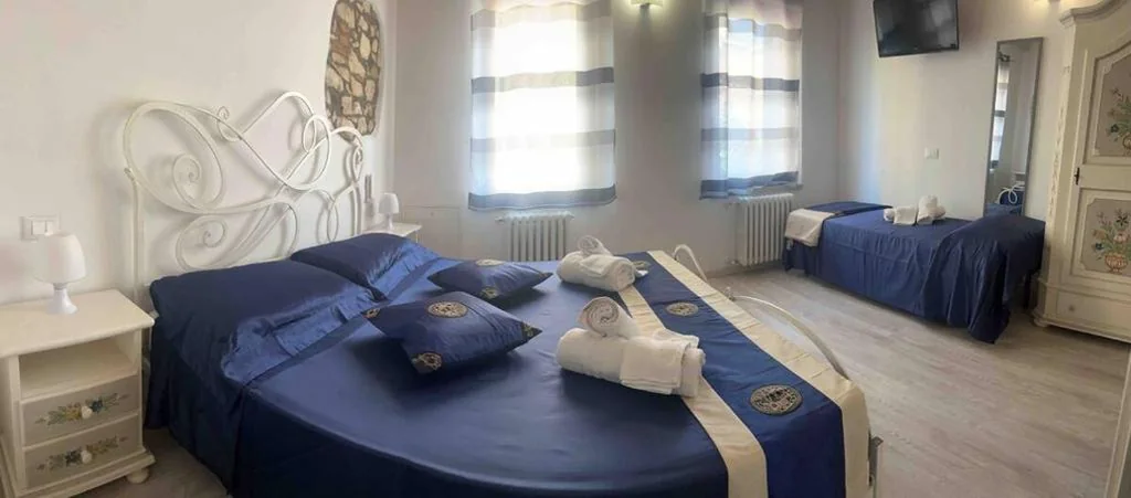 Camera Tripla Superior — NICOLE DONEY LOCAZIONE TURISTICA
