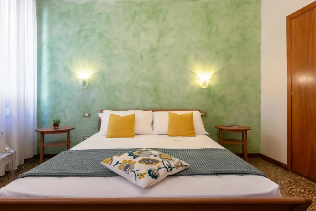 Triple Room — Taverna San Lio