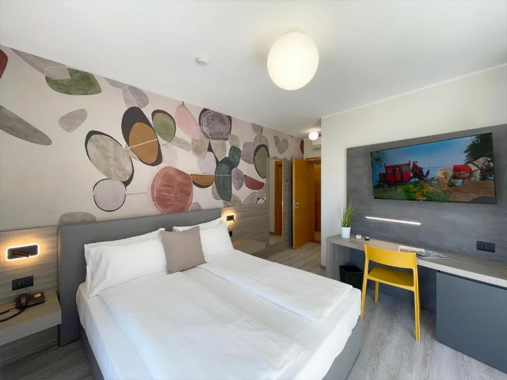 Camere comunicanti. — Hotel Universal
