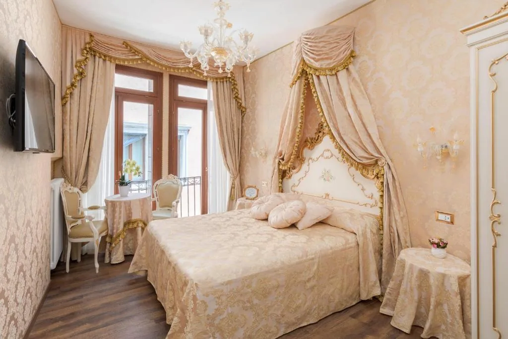 Canal View San Marco Luxury Rooms — foto 6
