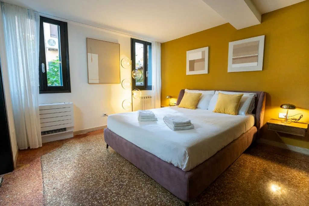Two-Bedroom House — Ca’ de l’Astrologo