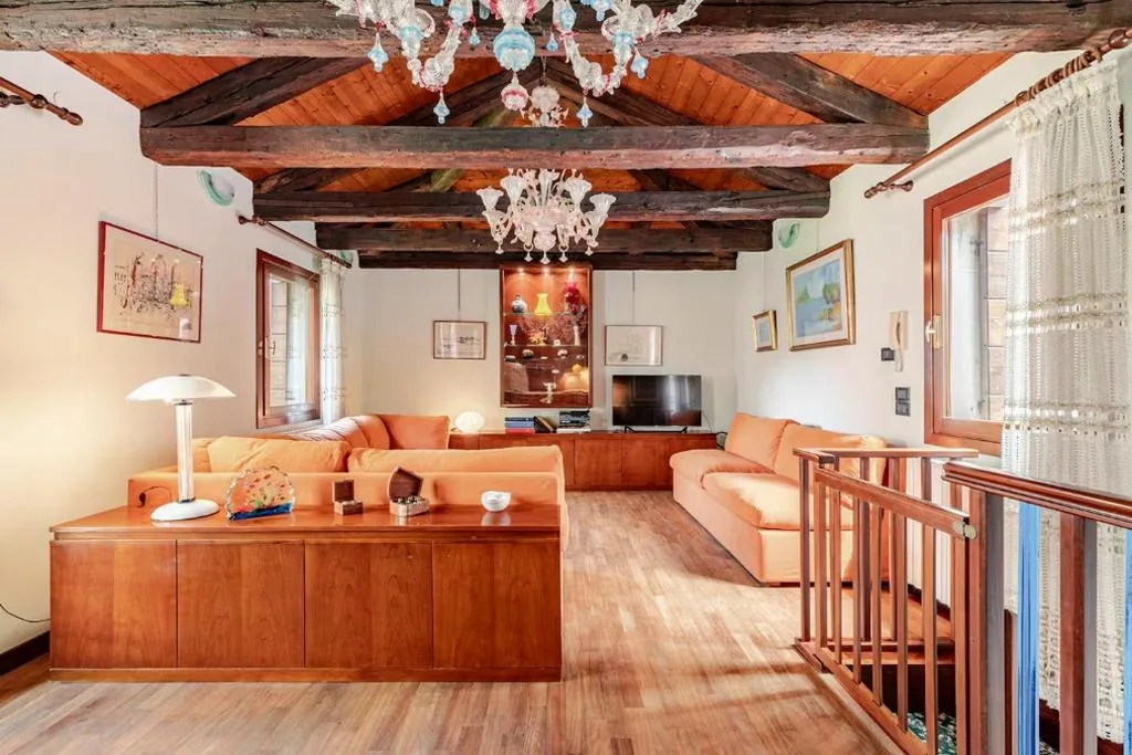 Two-Bedroom House — Murano Glass Residence