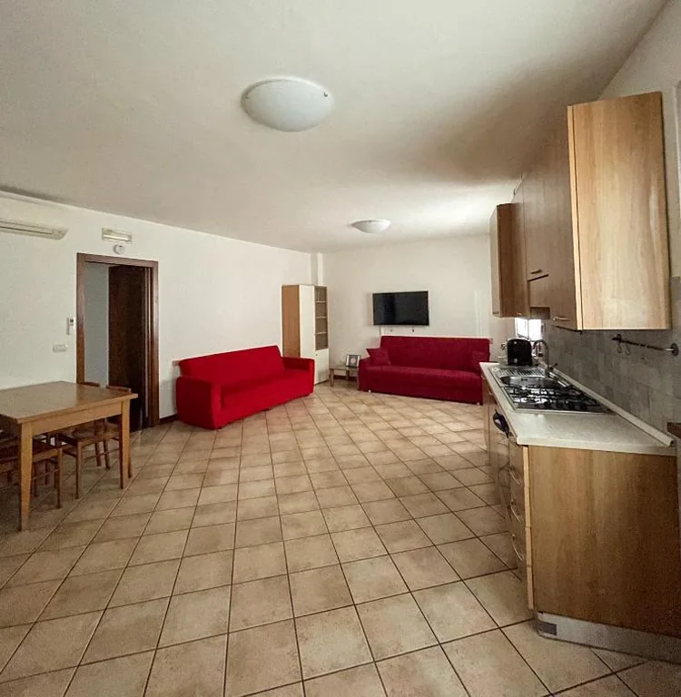 Two-Bedroom House — Richi Rent 01