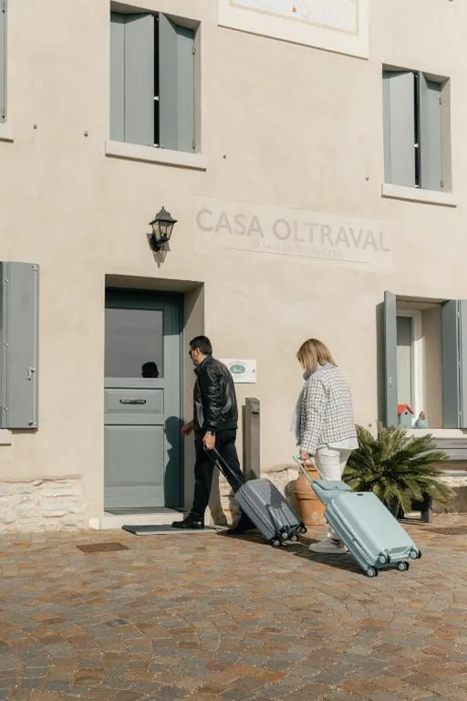 Casa Oltraval