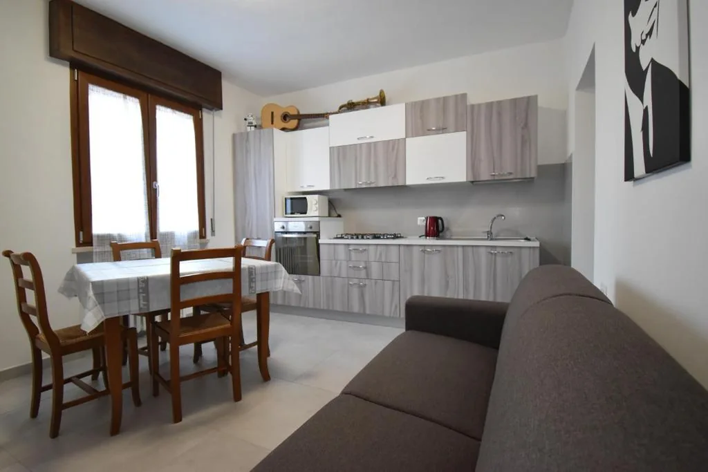 Holiday Home — MeM House – Tra il Lago di Garda e Verona