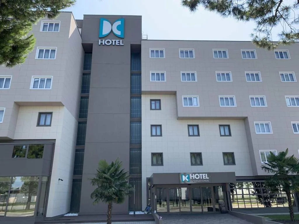 DC HOTEL INTERNATIONAL — foto 5