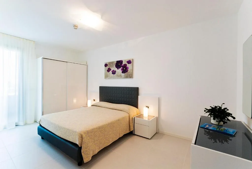 Deluxe Two-Bedroom Apartment (7 Adults) — Residence Serenissima