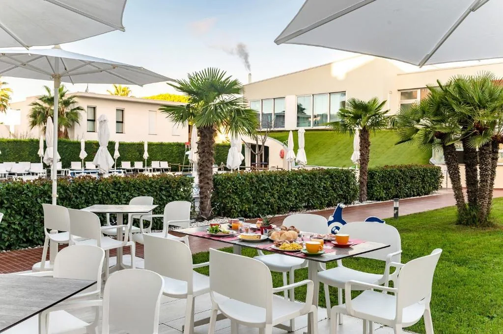Domino Suite Hotel & Residence — foto 5