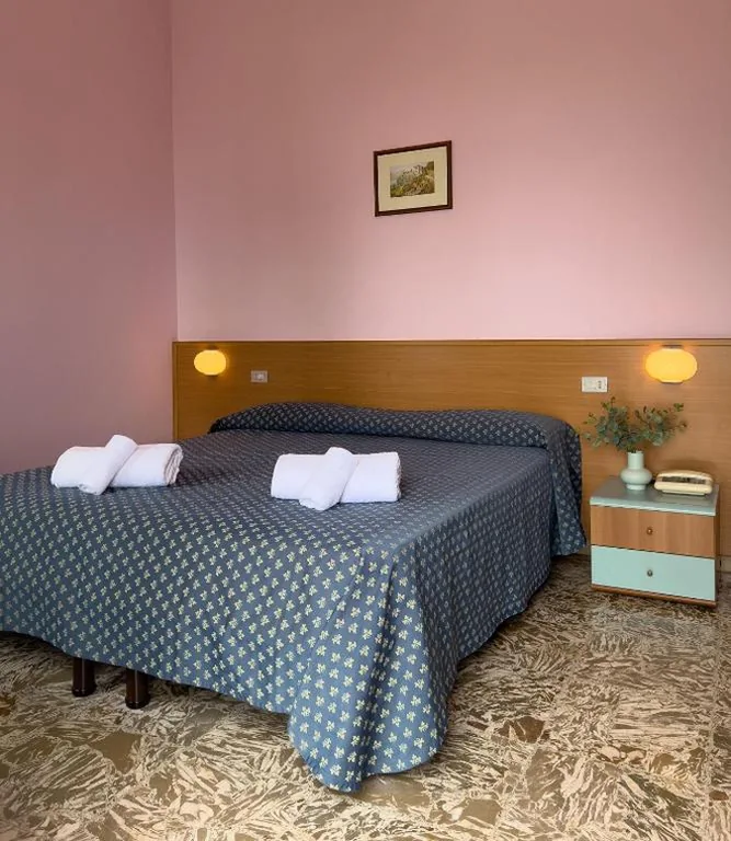 Double or Twin Room First Floor with Lake View — Hotel Benacus Torri del Benaco