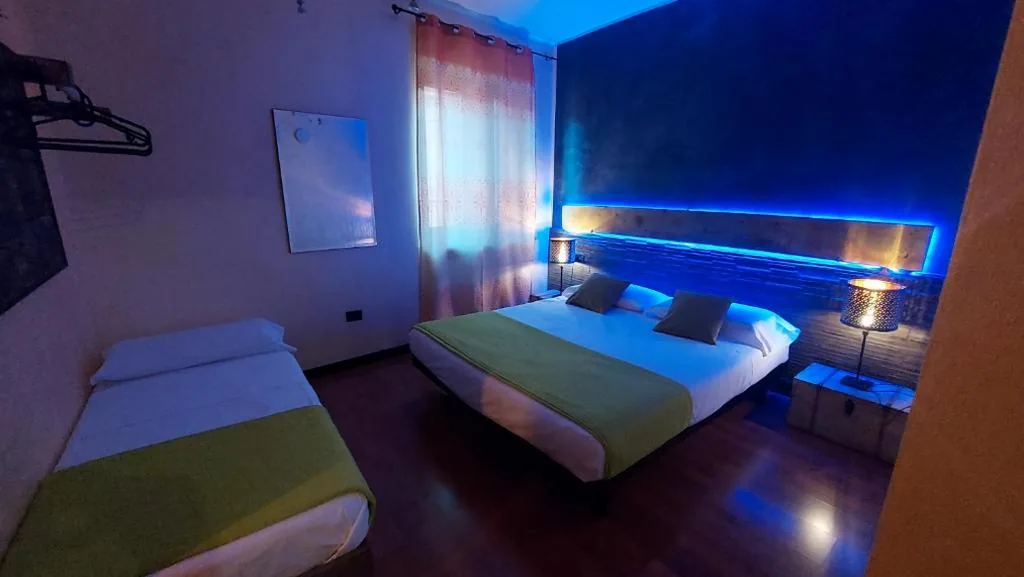 Two Interconnecting Rooms - Historic Building — Marconi Rooms and Apartments