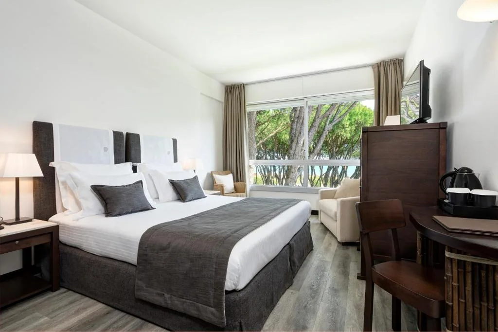 Two Connecting Executive Triple Rooms — Bellevue Hotel & Resort