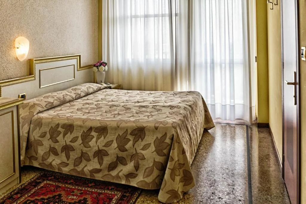 Elegant Single Room — Hotel Internazionale Terme
