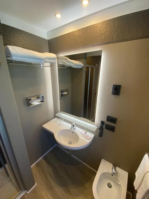 Green Park Hotel