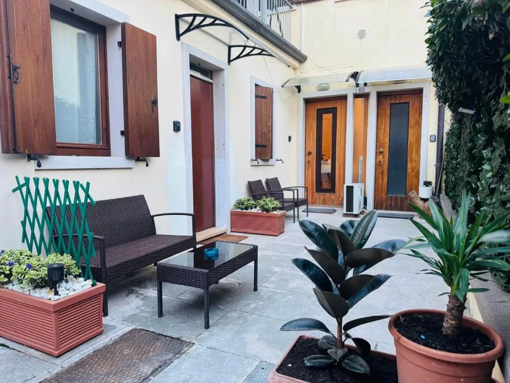 Hello Verona Rooms