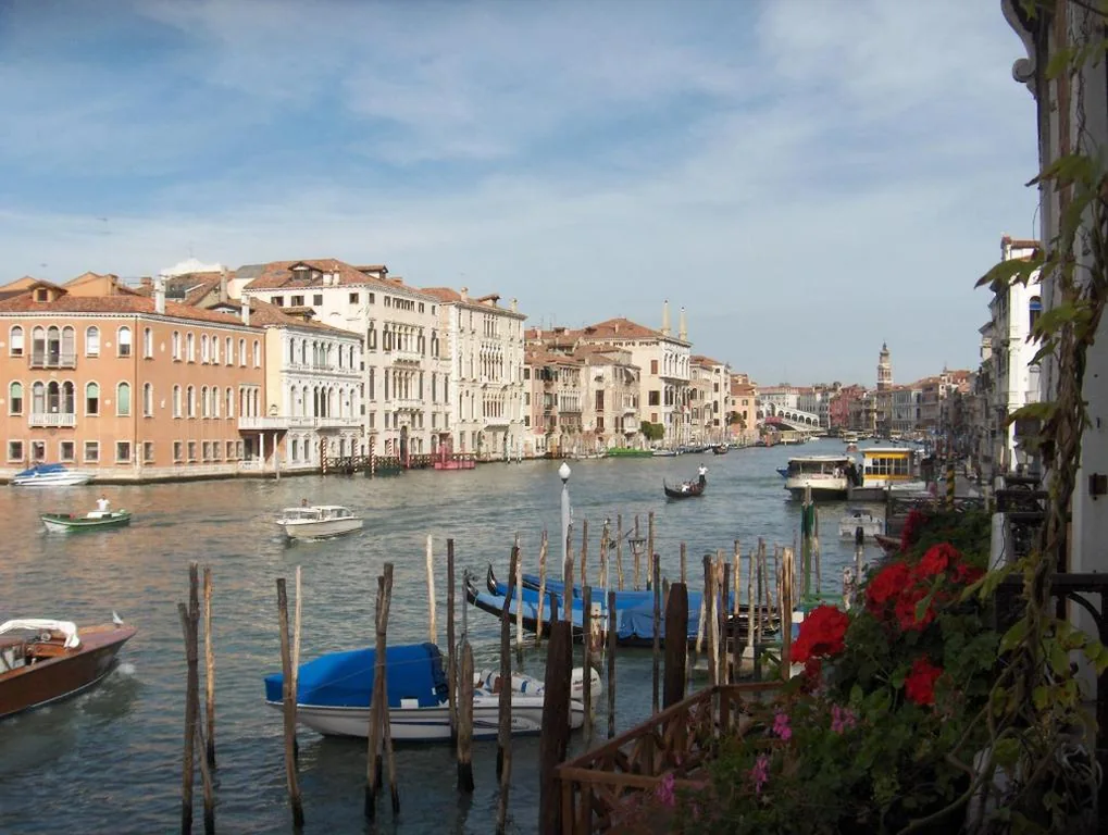 Honeymoon suite on Grand Canal — foto 4
