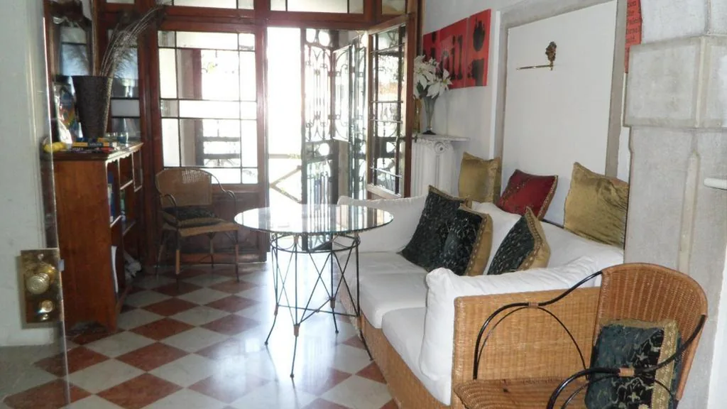 Honeymoon suite on Grand Canal — foto 5