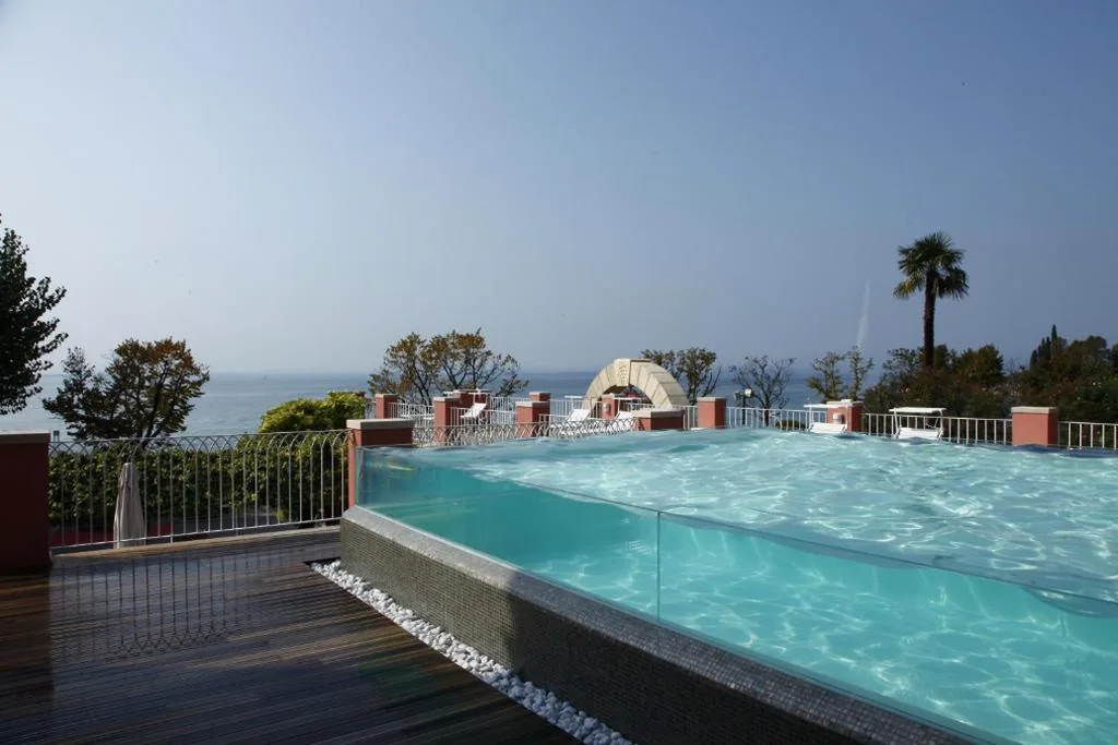 HOTEL ALLA RIVIERA lake view