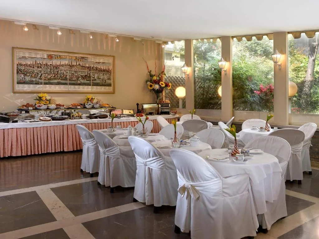 Hotel Amadeus — foto 4