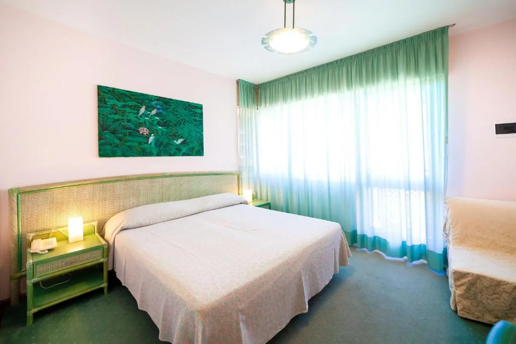 Hotel American