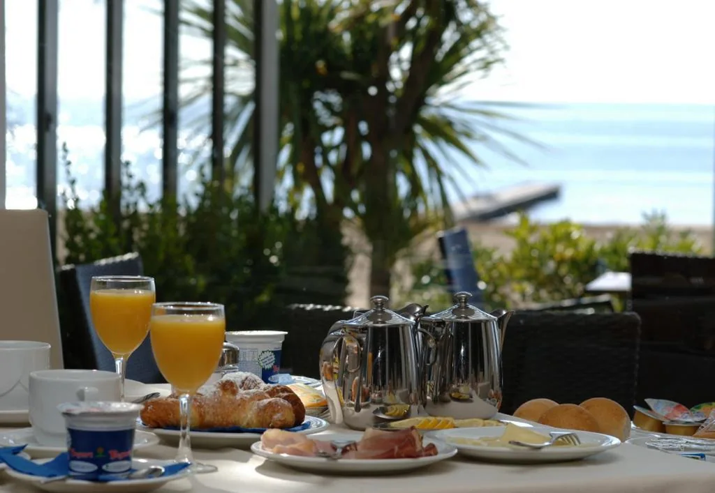 Hotel Atlantico — foto 4